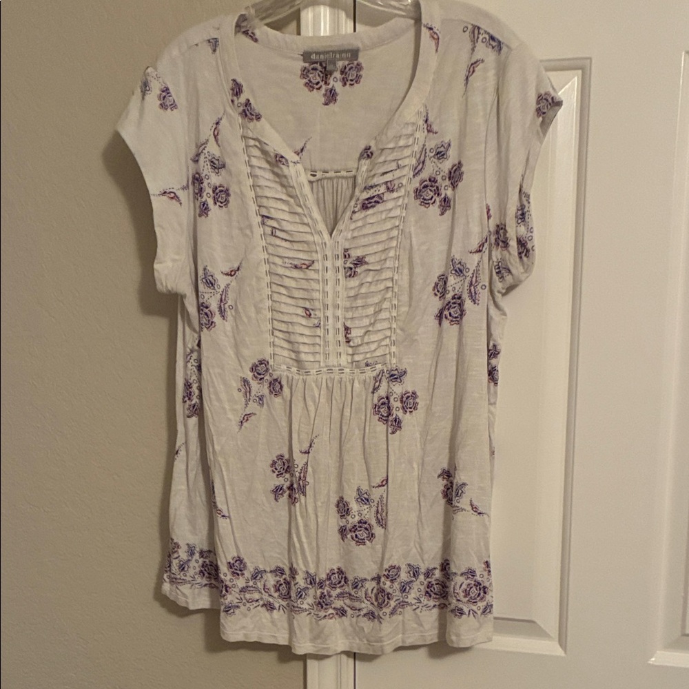 Daniel Rainn White and Purple Floral Blouse